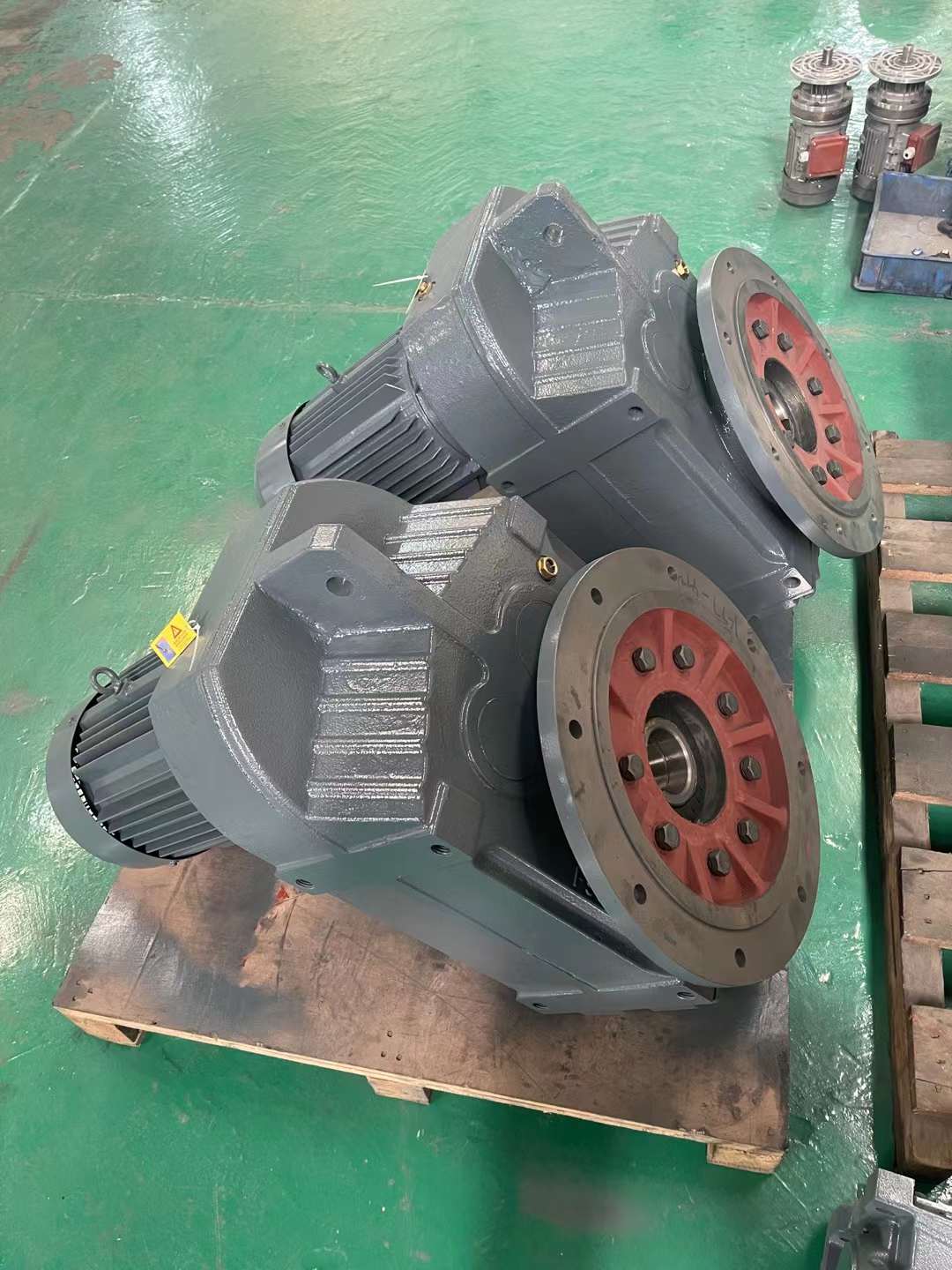 FA67-Y1.5KW-27.41M3ٻMC2PVHF09