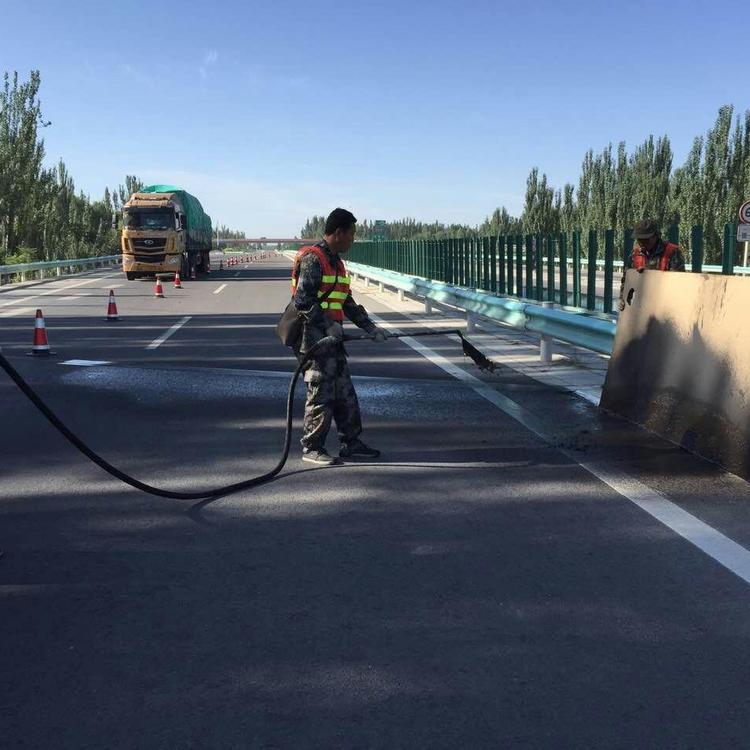 ԵˮҺ廷ˮĸ߾ˮͿ