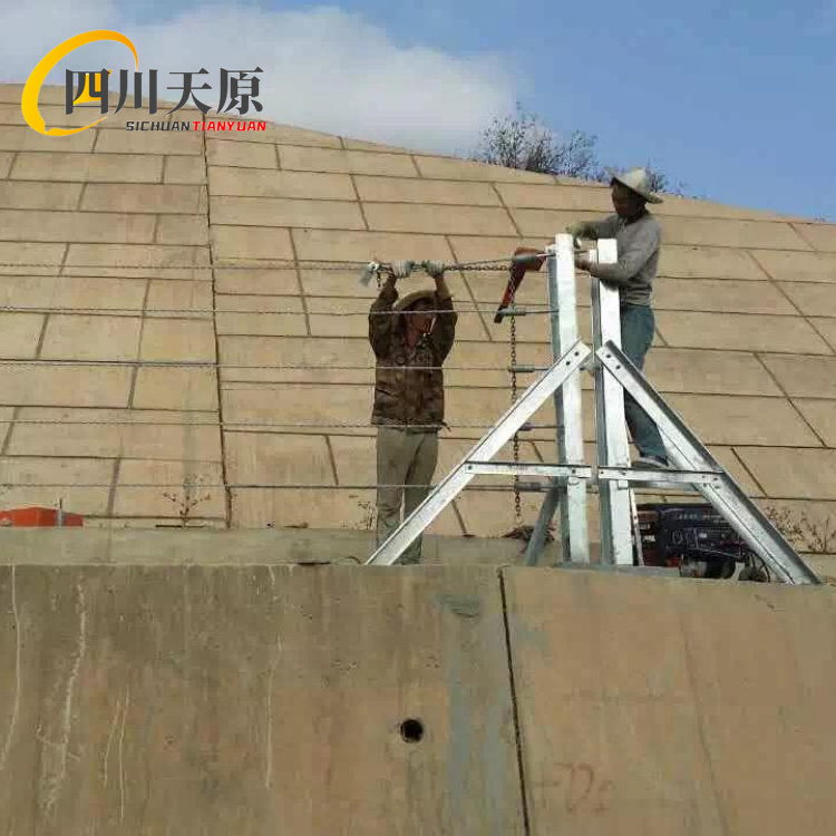 高铁路基被动防护网防入侵异物刚性拦截网锌铝合金材质更耐腐蚀